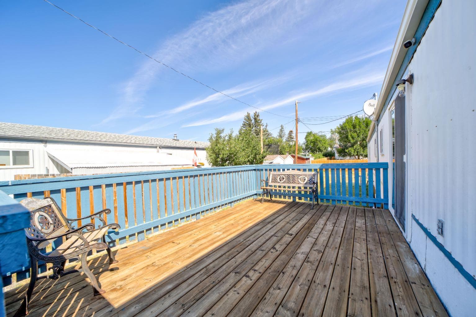 325 Minto Street — photo 3