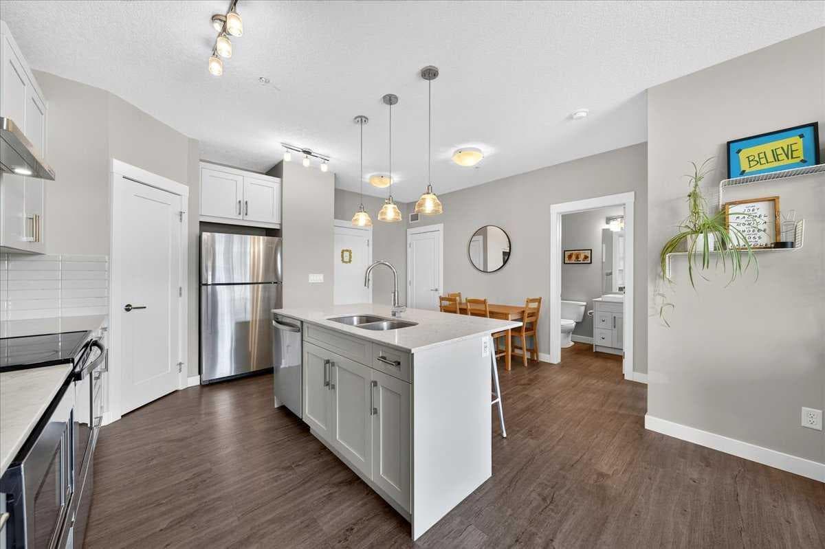 310, 10 Walgrove SE — photo 4