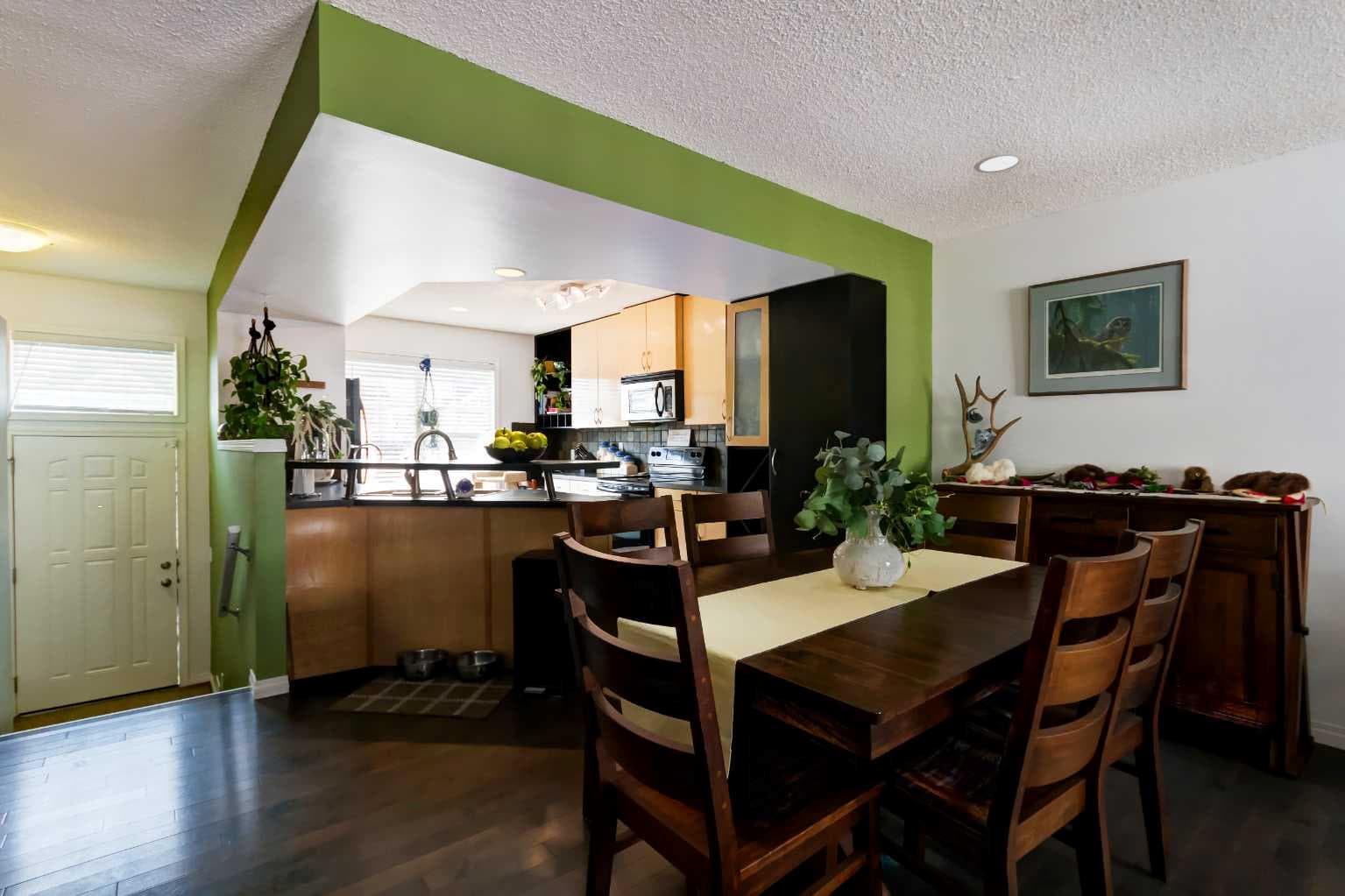 3240 New Brighton Gardens SE — photo 4