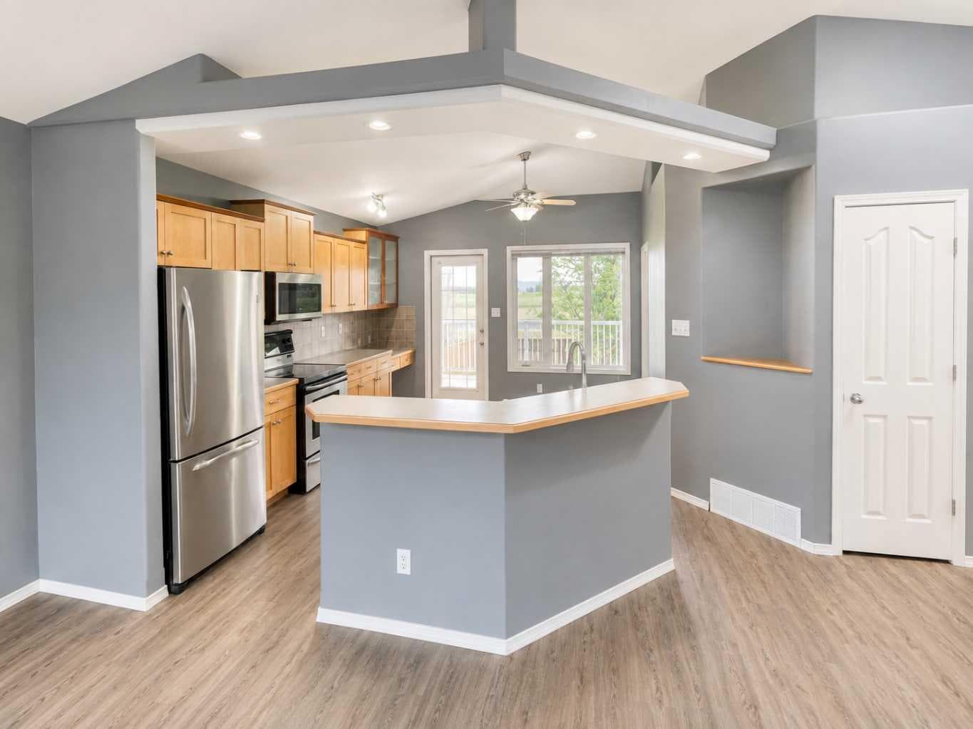 106 blackfoot Court W — photo 5