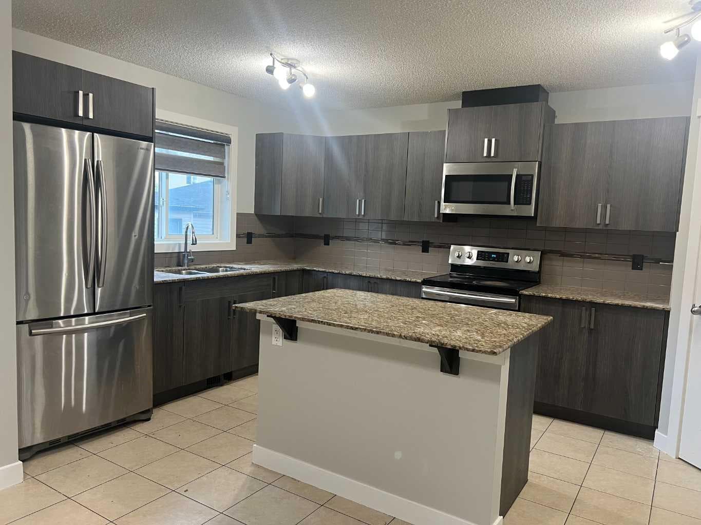 222 Skyview Ranch Boulevard NE — photo 4