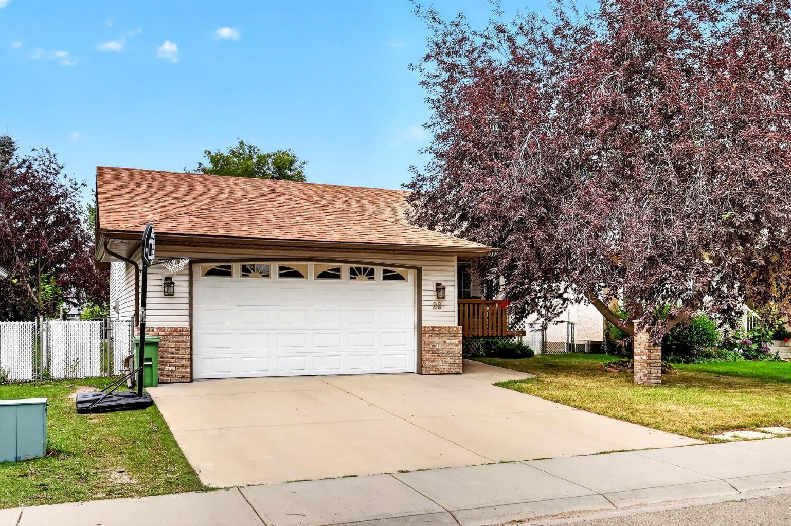 28 Cambridge Glen Drive — photo 3