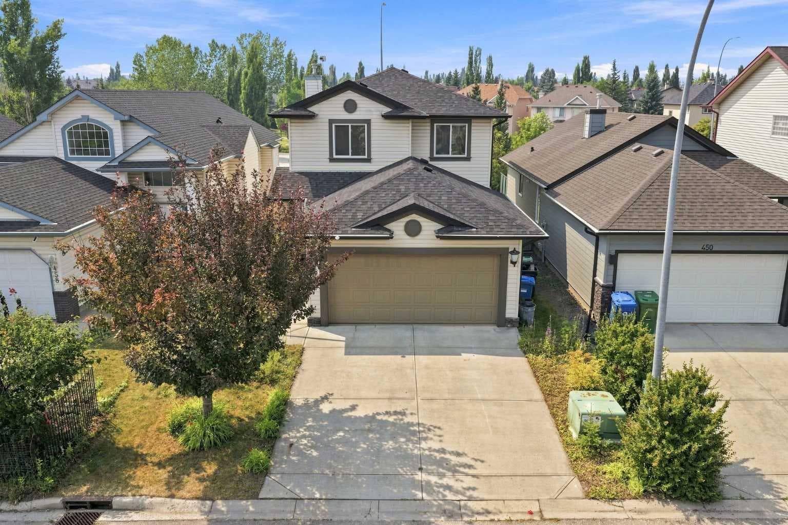 454 Millrise Square SW — photo 2