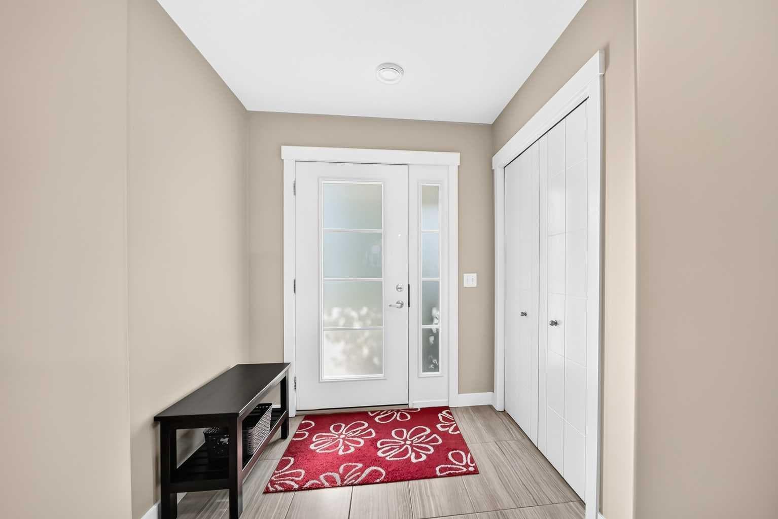 551 Redstone View NE — photo 3