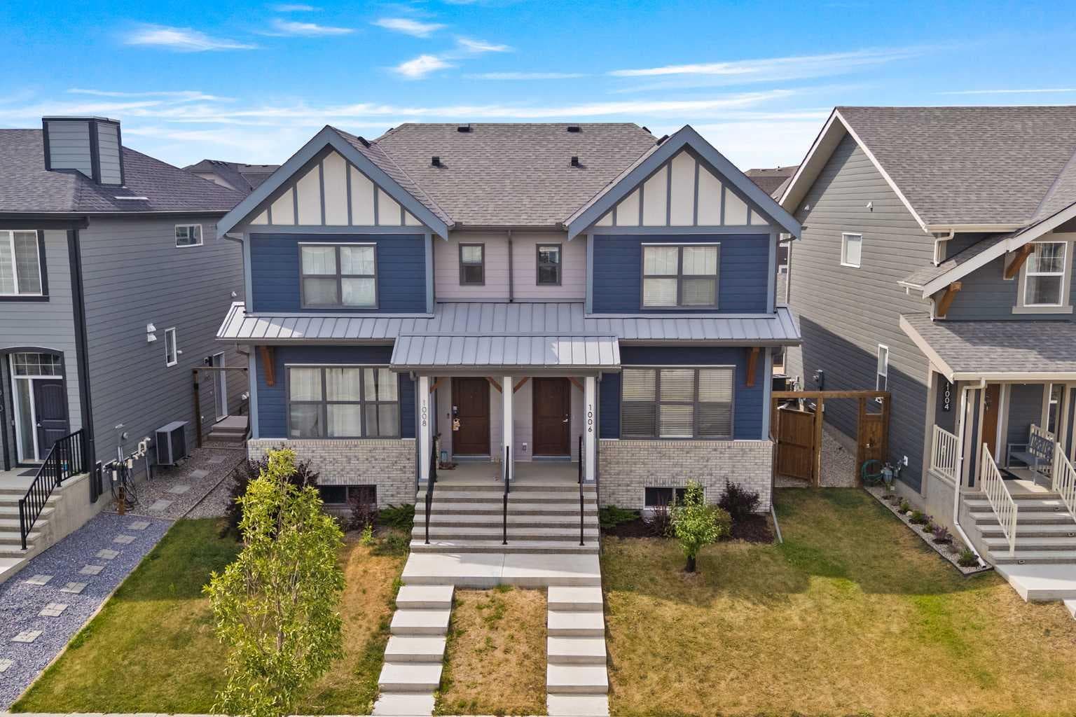 1006 Mahogany Boulevard SE — photo 1