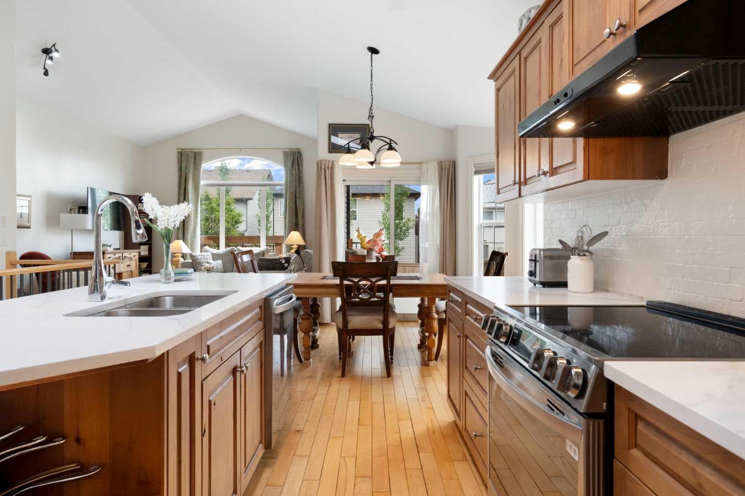19 Rockmont Court NW — photo 4