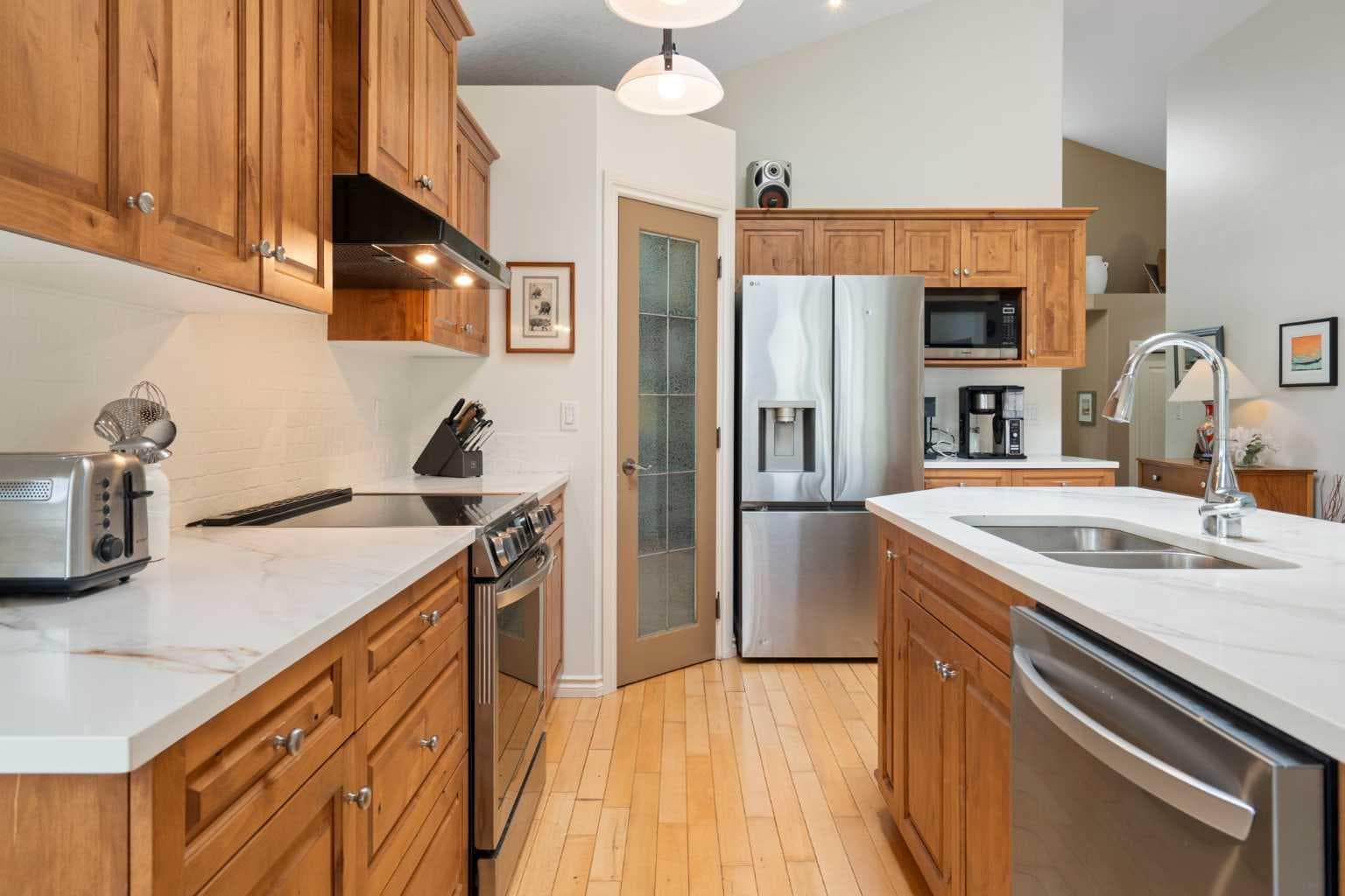 19 Rockmont Court NW — photo 5