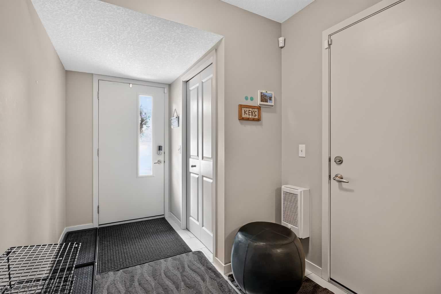 202 Copperpond Row SE — photo 4