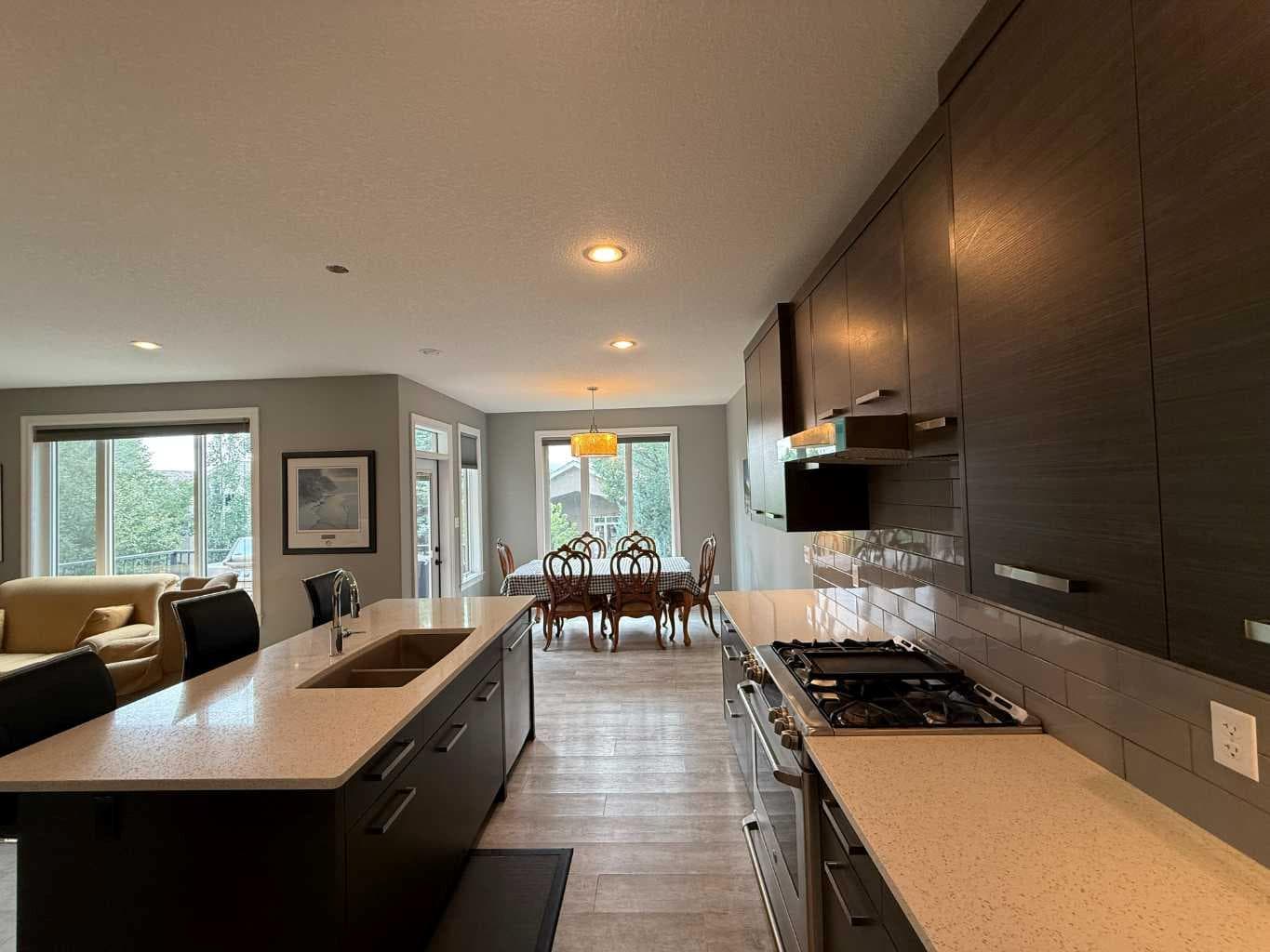917 Canyonview Place W — photo 5
