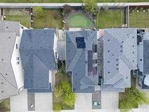21 Evansview Manor NW — photo 3