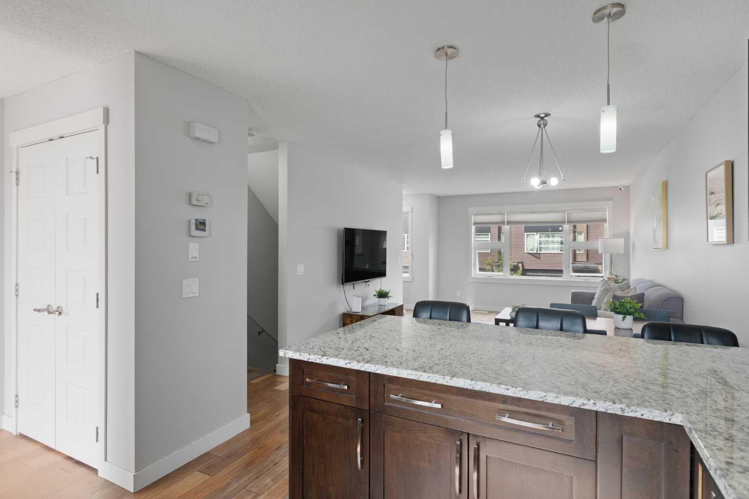 230 Covecreek Circle NE — photo 5