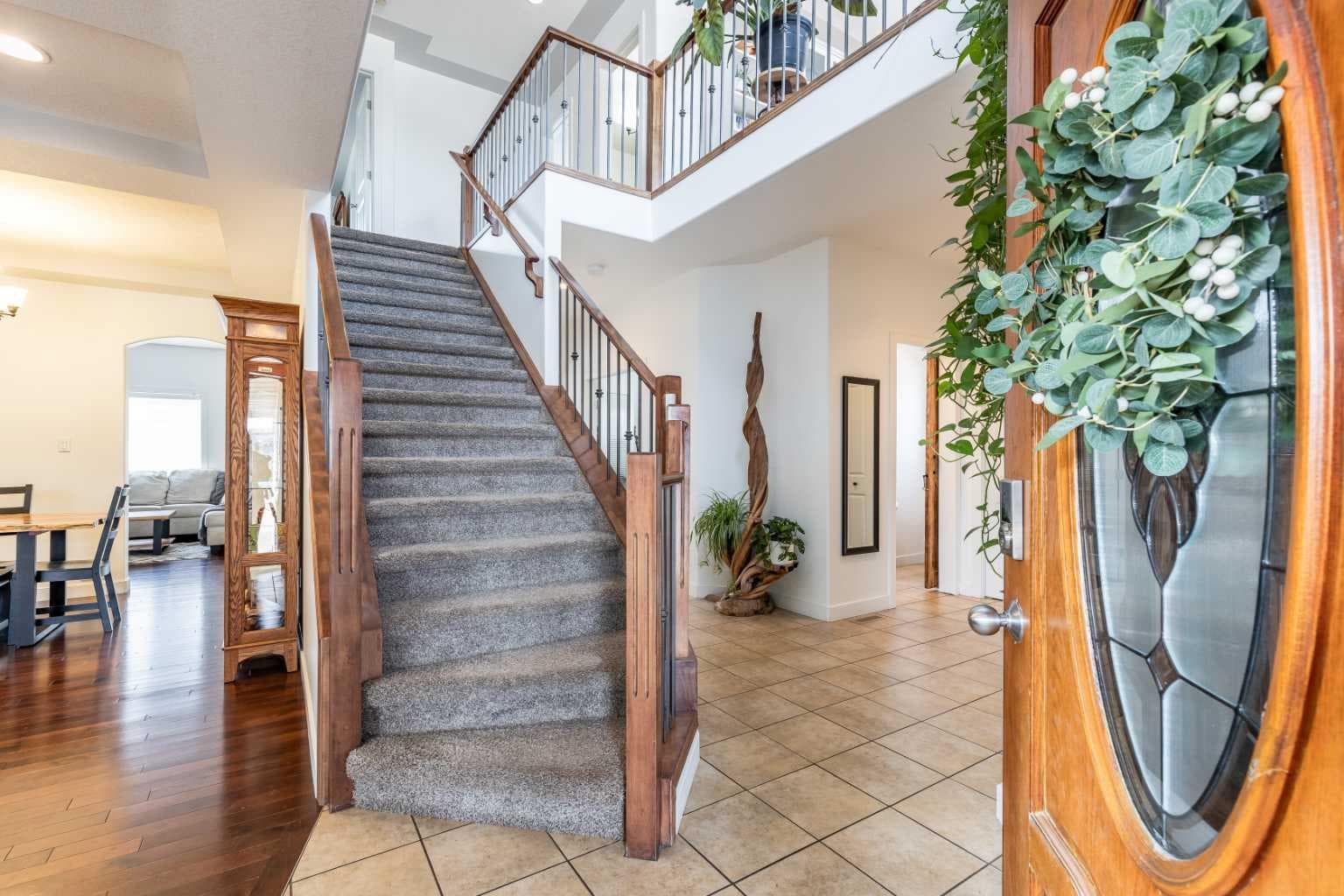 26 Ranchlands Way NE — photo 1