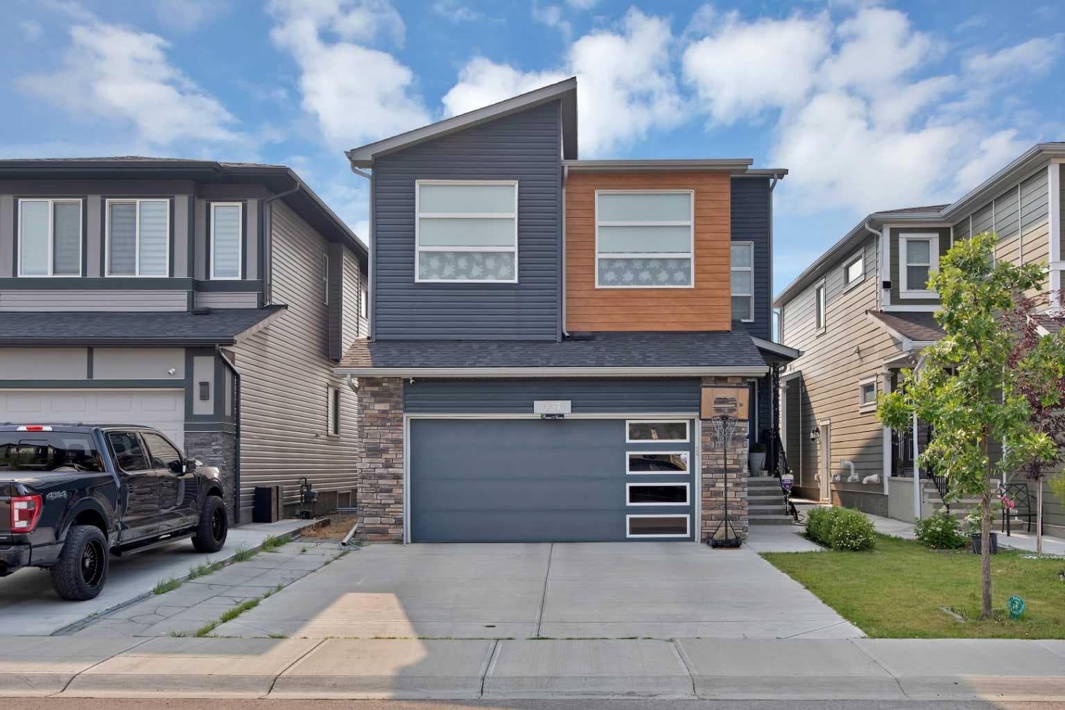 237 Cornerstone Manor NE — photo 1