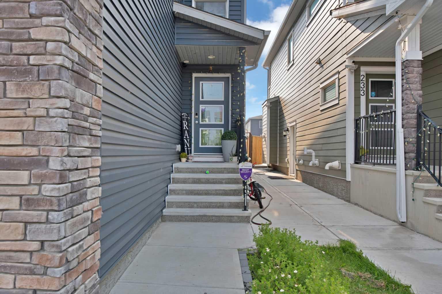 237 Cornerstone Manor NE — photo 4