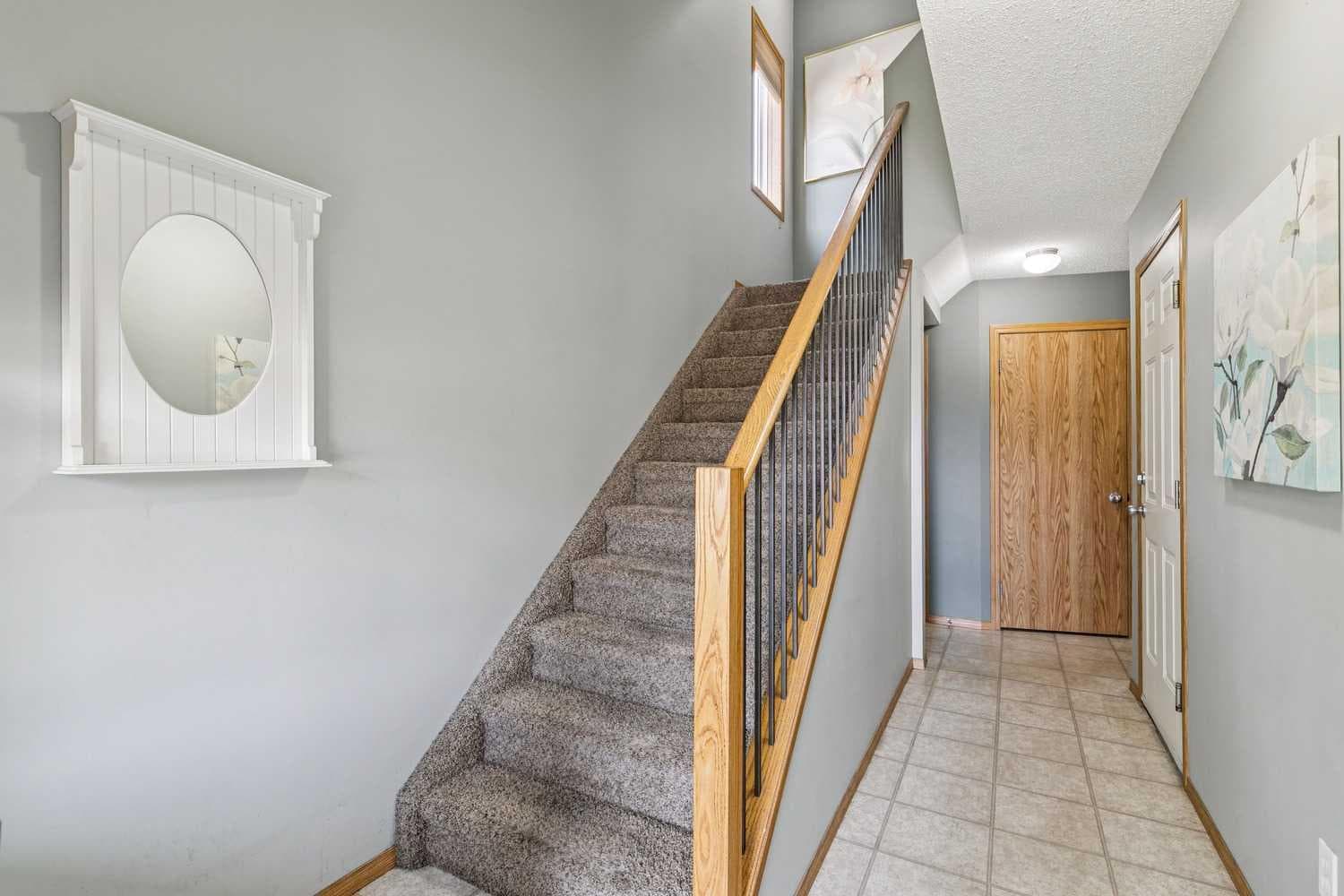 148 Everstone Drive SW — photo 2