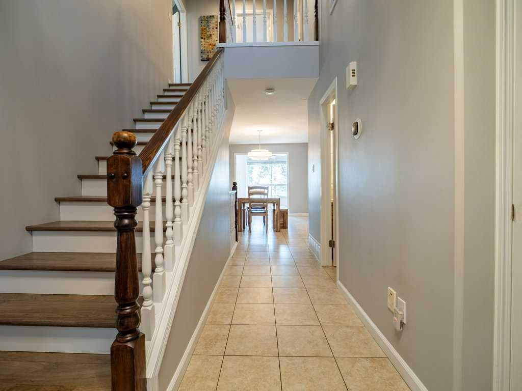338 Deer Run Place W — photo 2
