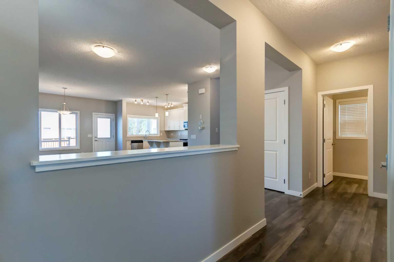 39 Walcrest View SE — photo 2
