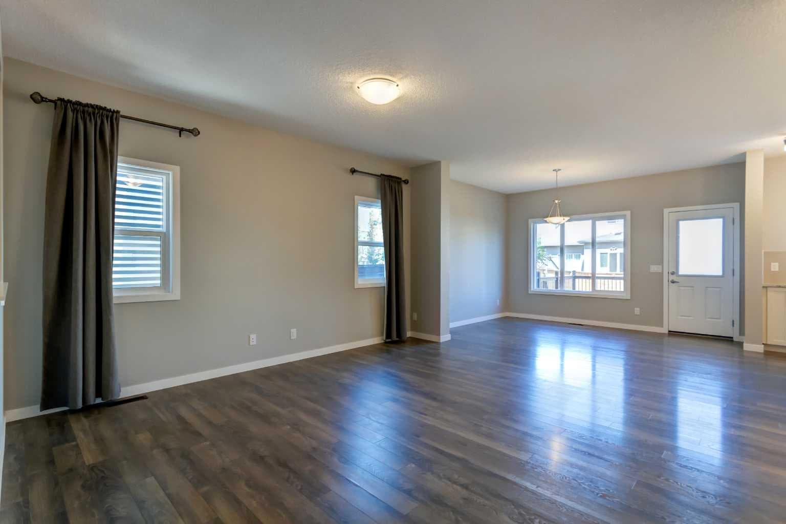 39 Walcrest View SE — photo 3