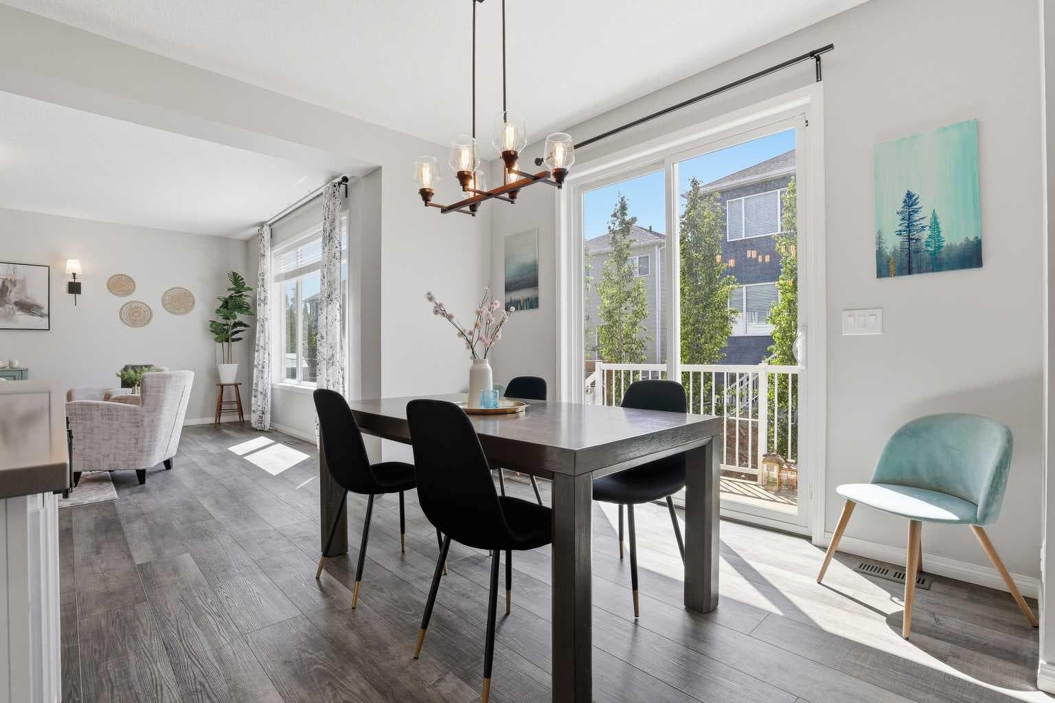 25 Yorkville Green SW — photo 4