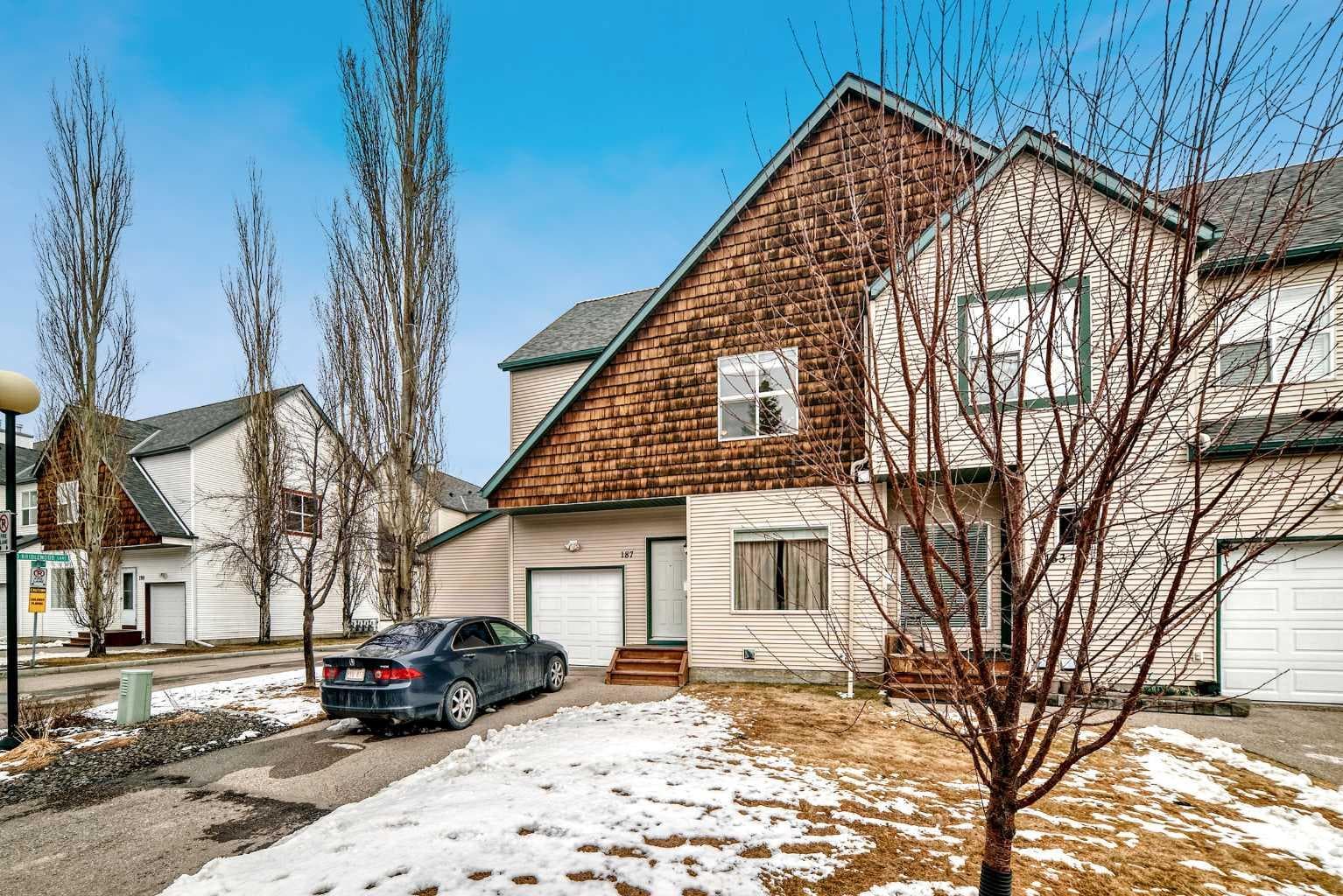 187 Bridlewood View SW — photo 2