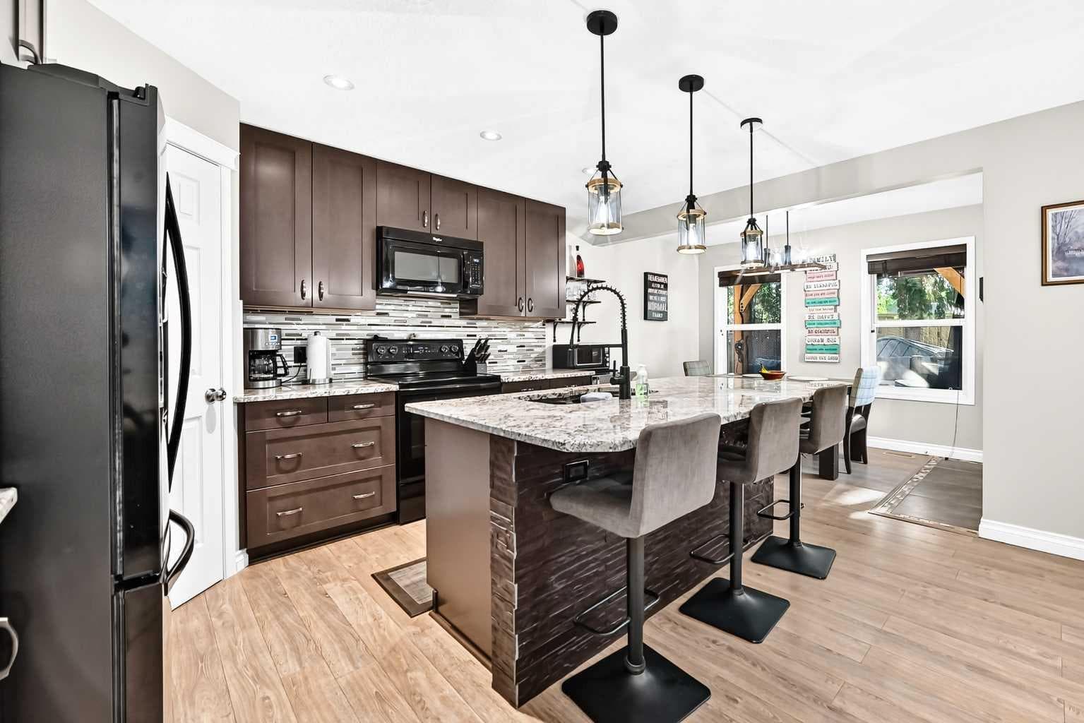 265 Bridleridge View SW — photo 3