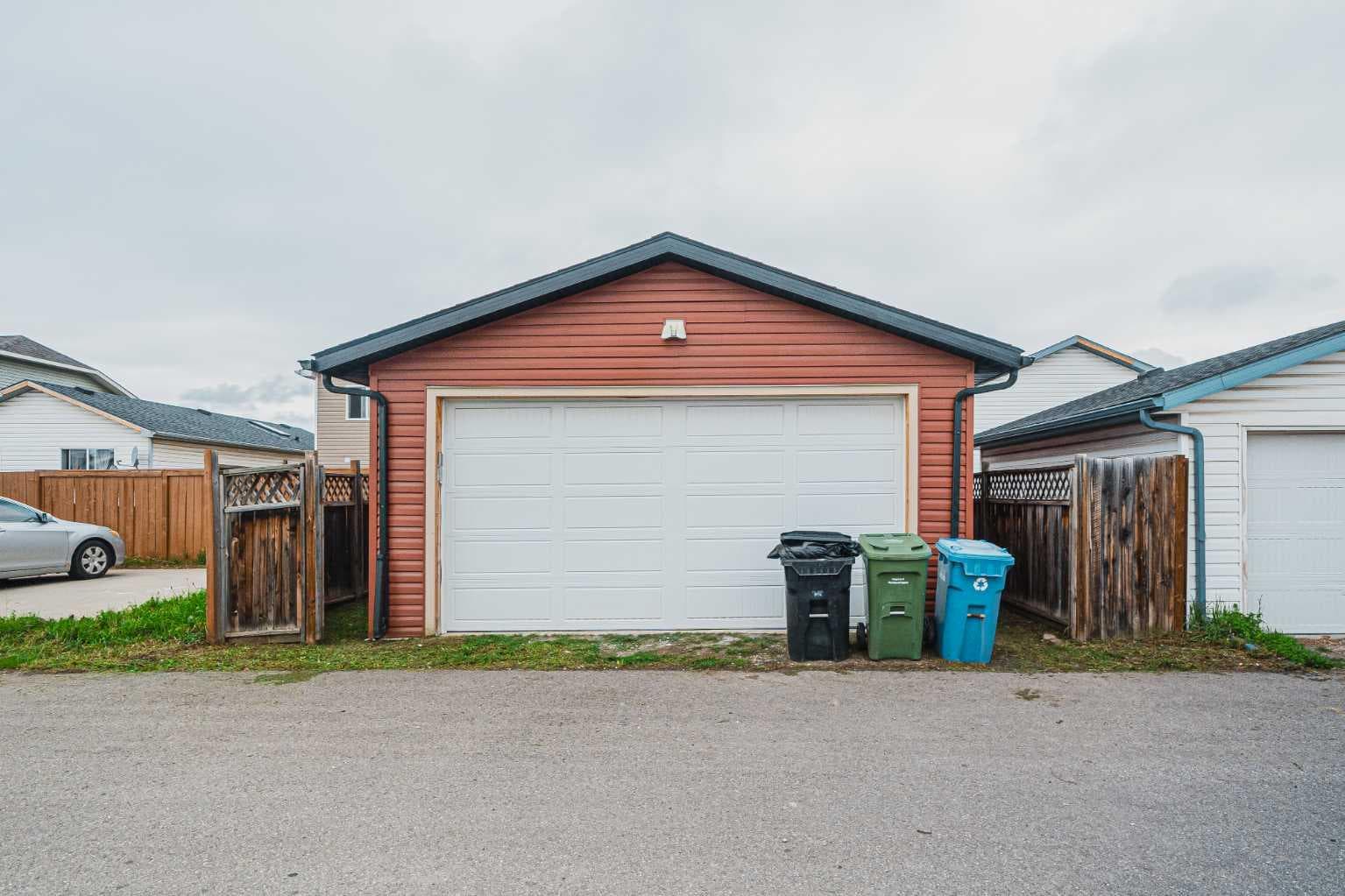 65 Martinvalley Road NE — photo 2