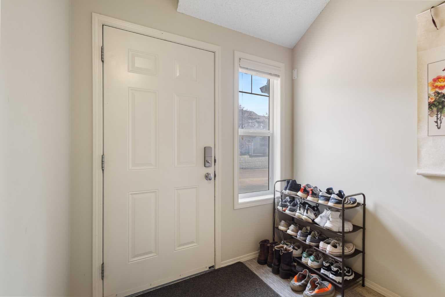 17 Panatella Villas NW — photo 2