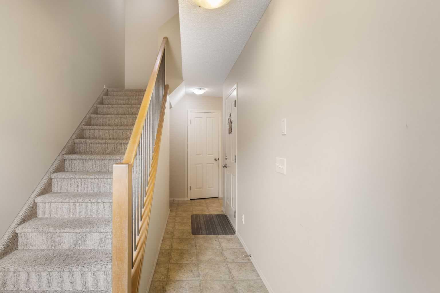 17 Panatella Villas NW — photo 3