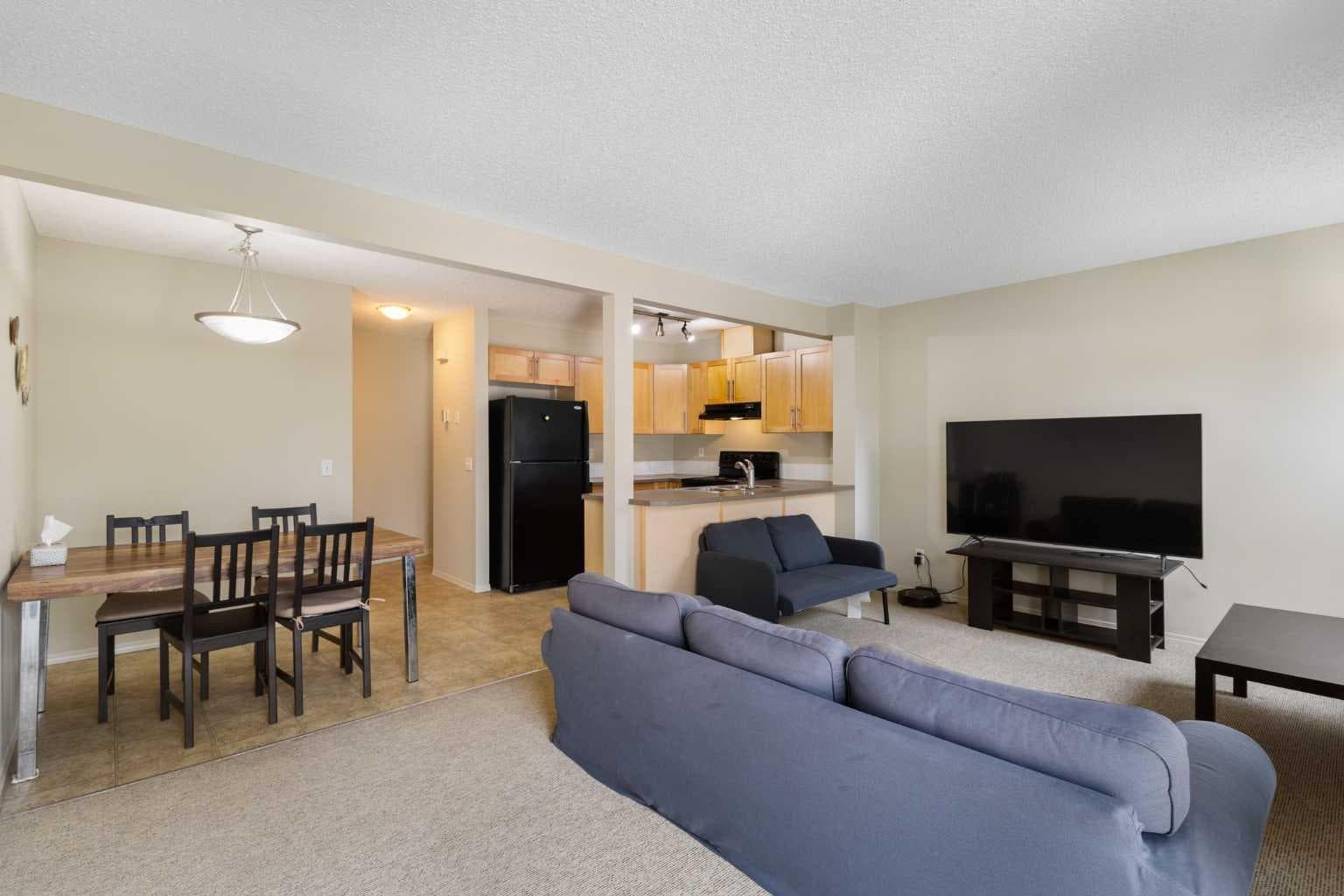 17 Panatella Villas NW — photo 5