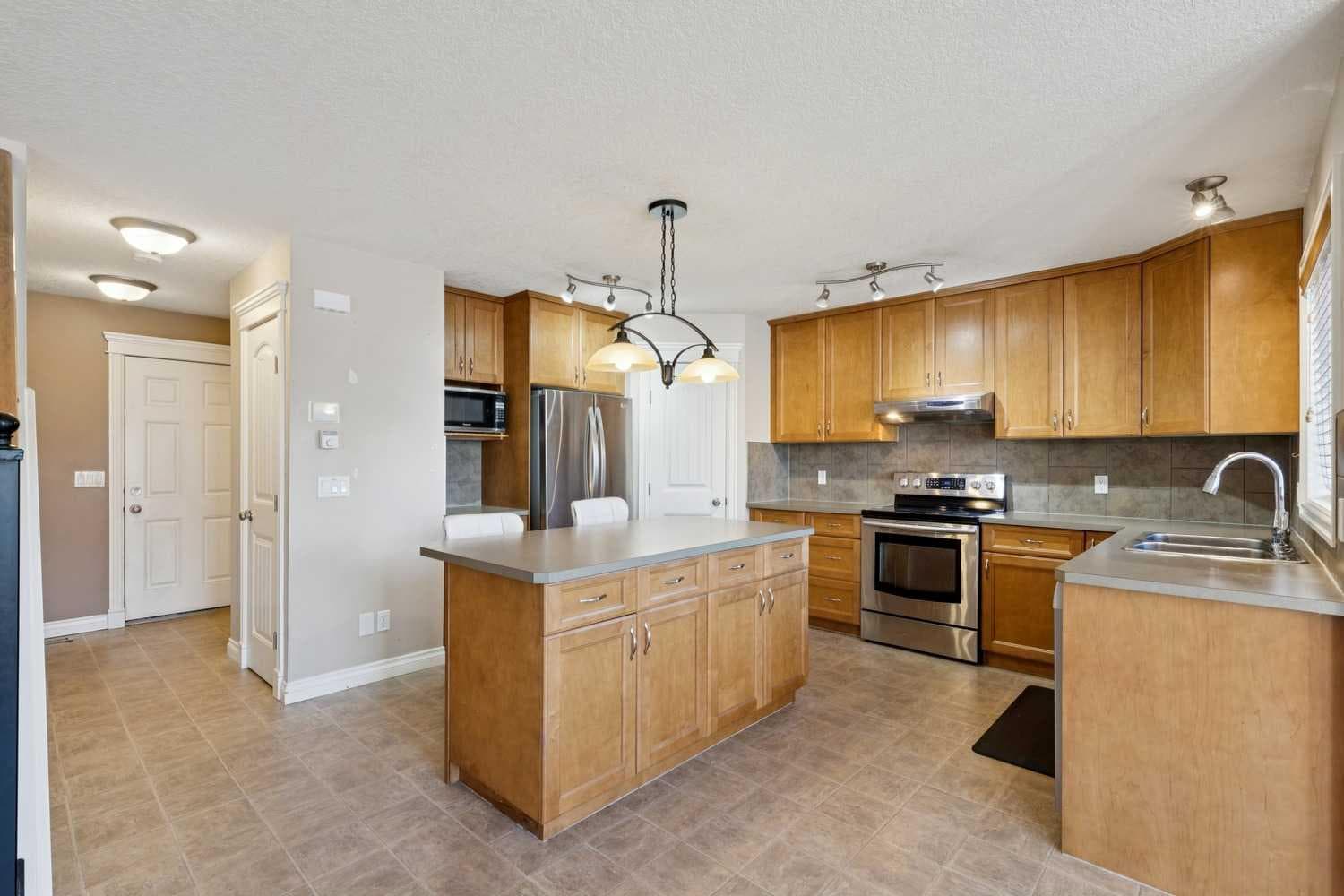 184 Cimarron Park Circle — photo 1