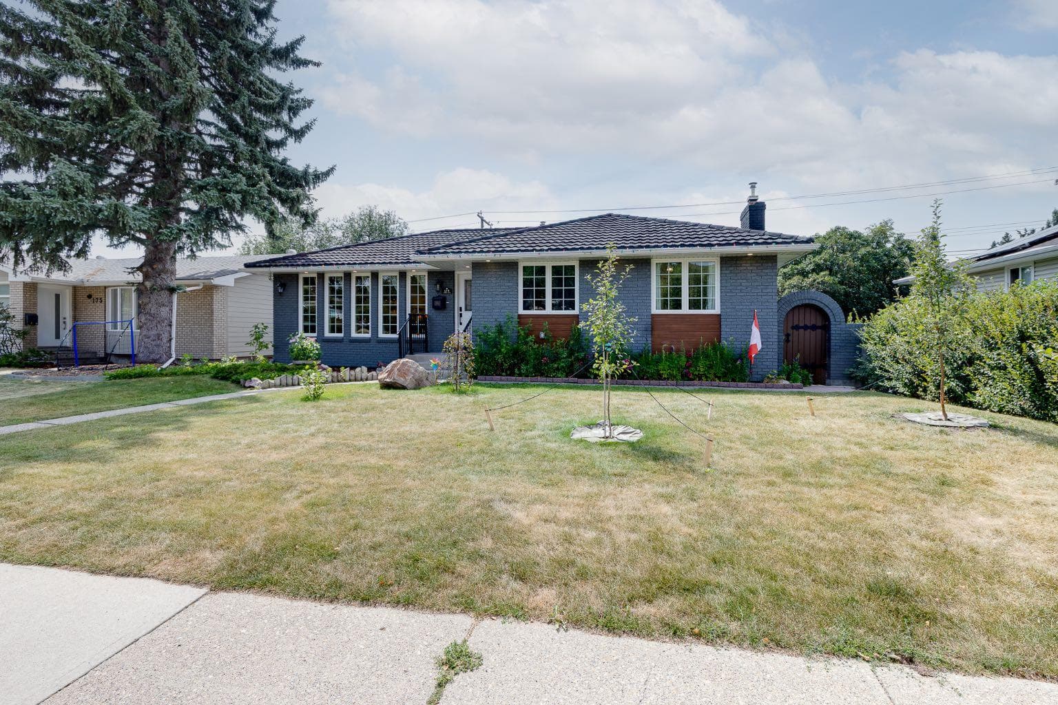 179 Capri Avenue NW — photo 4
