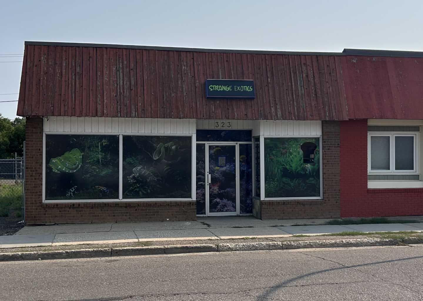 323 North Railway Street SE — photo 1