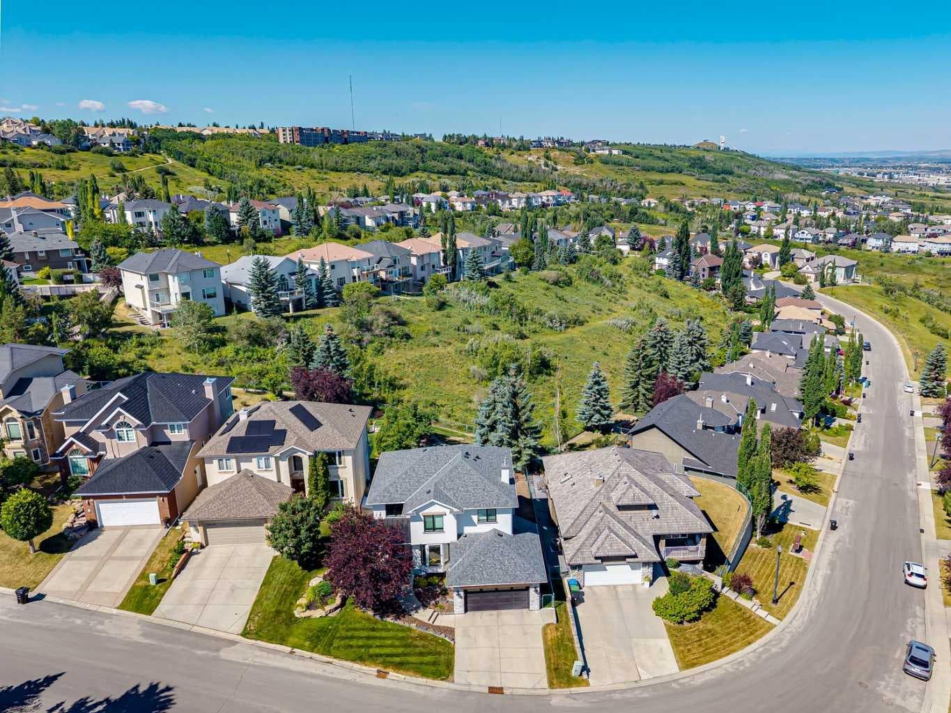22 Patrick View SW — photo 1