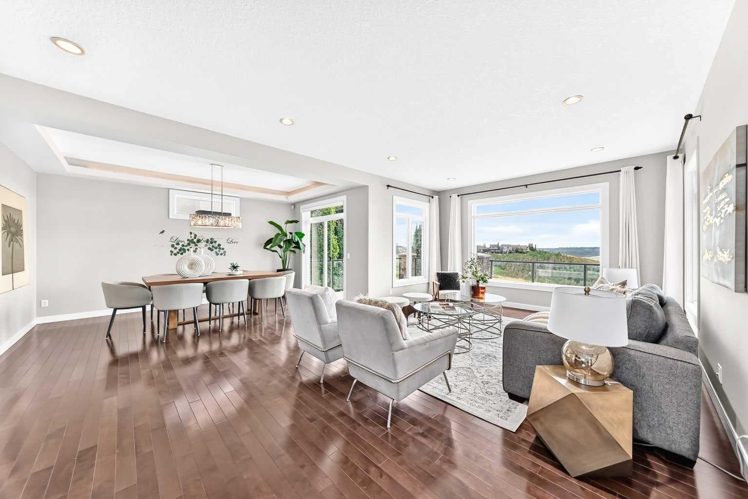 96 Cranarch Heights SE — photo 4