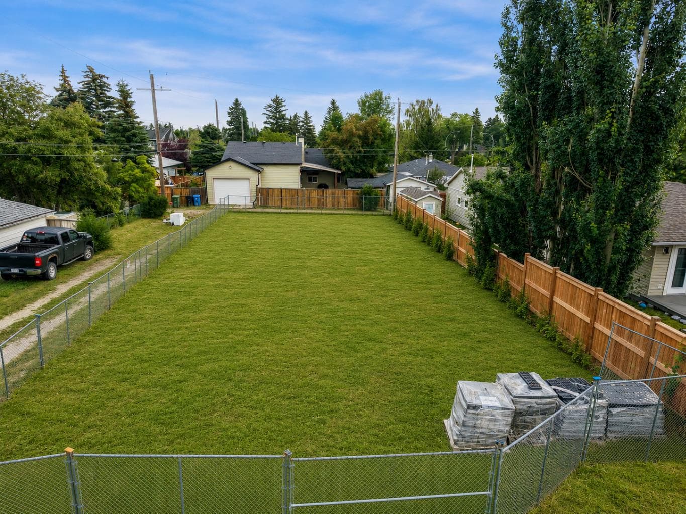 2624 Granville Street SW — photo 4