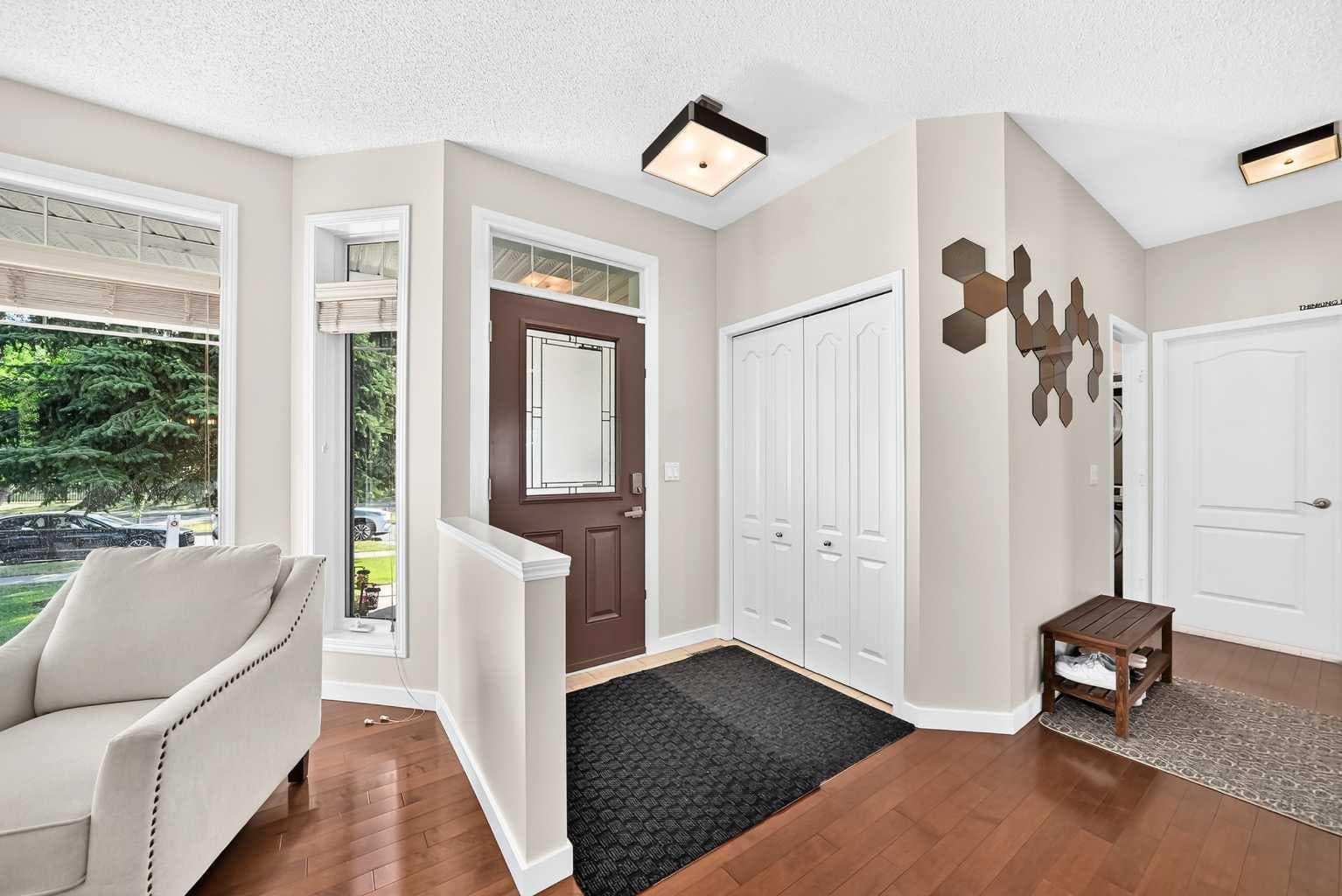 152 Chaparral Drive SE — photo 3