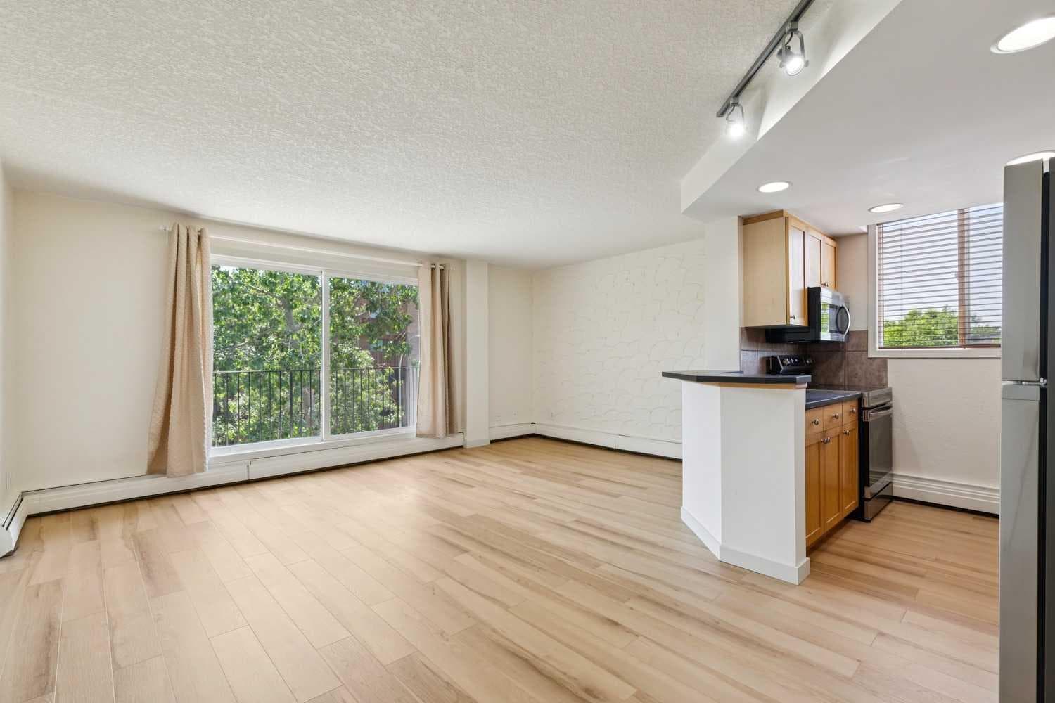 405, 340 4 Avenue NE — photo 5