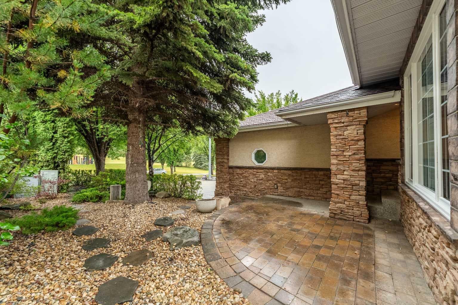 46 Mountain Park Drive SE — photo 2