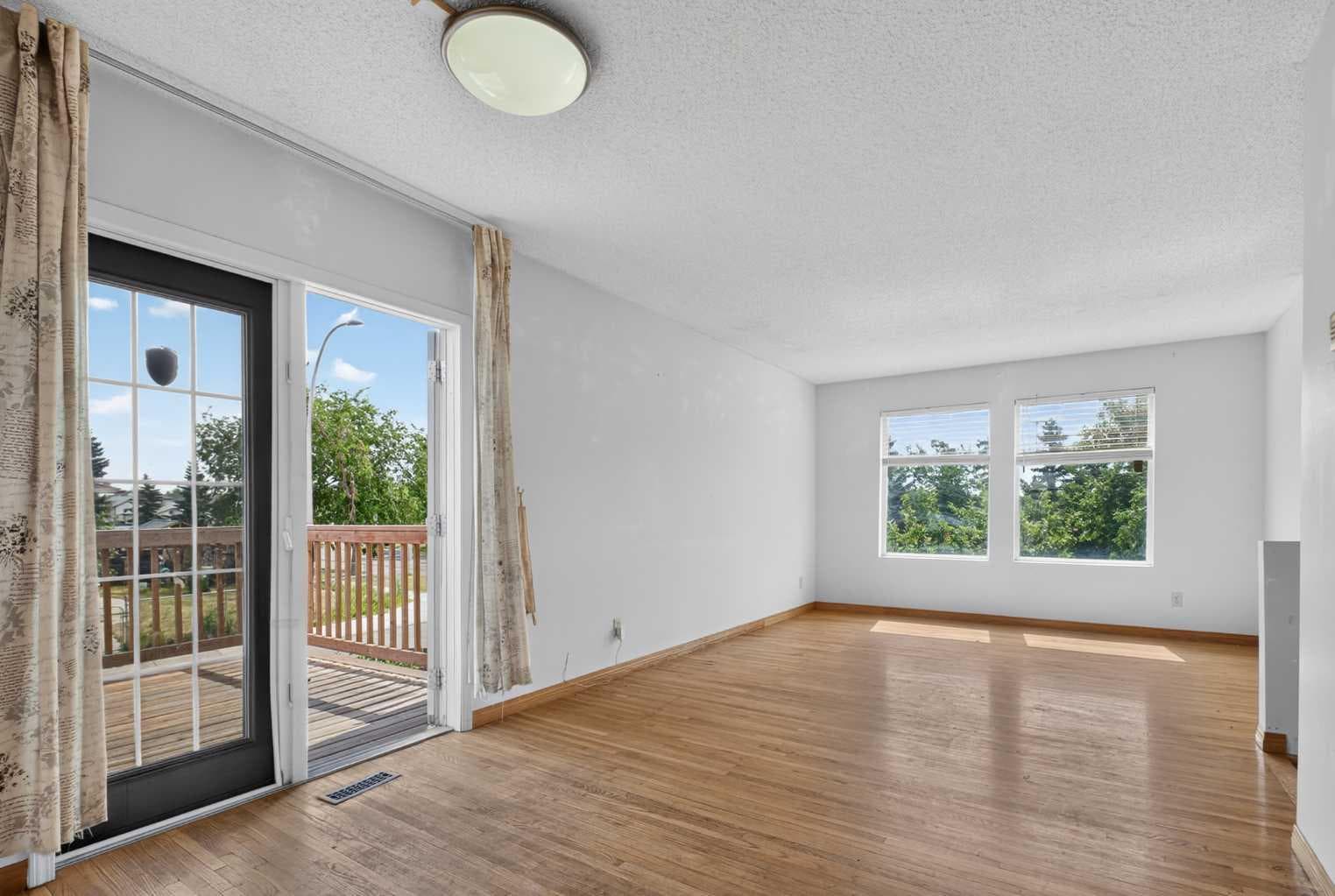 68 Erin Park Drive SE — photo 4