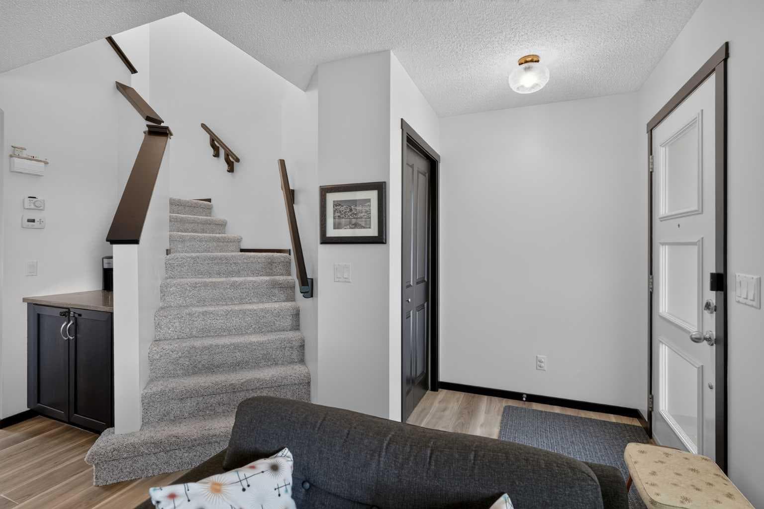19 Marine Drive SE — photo 3