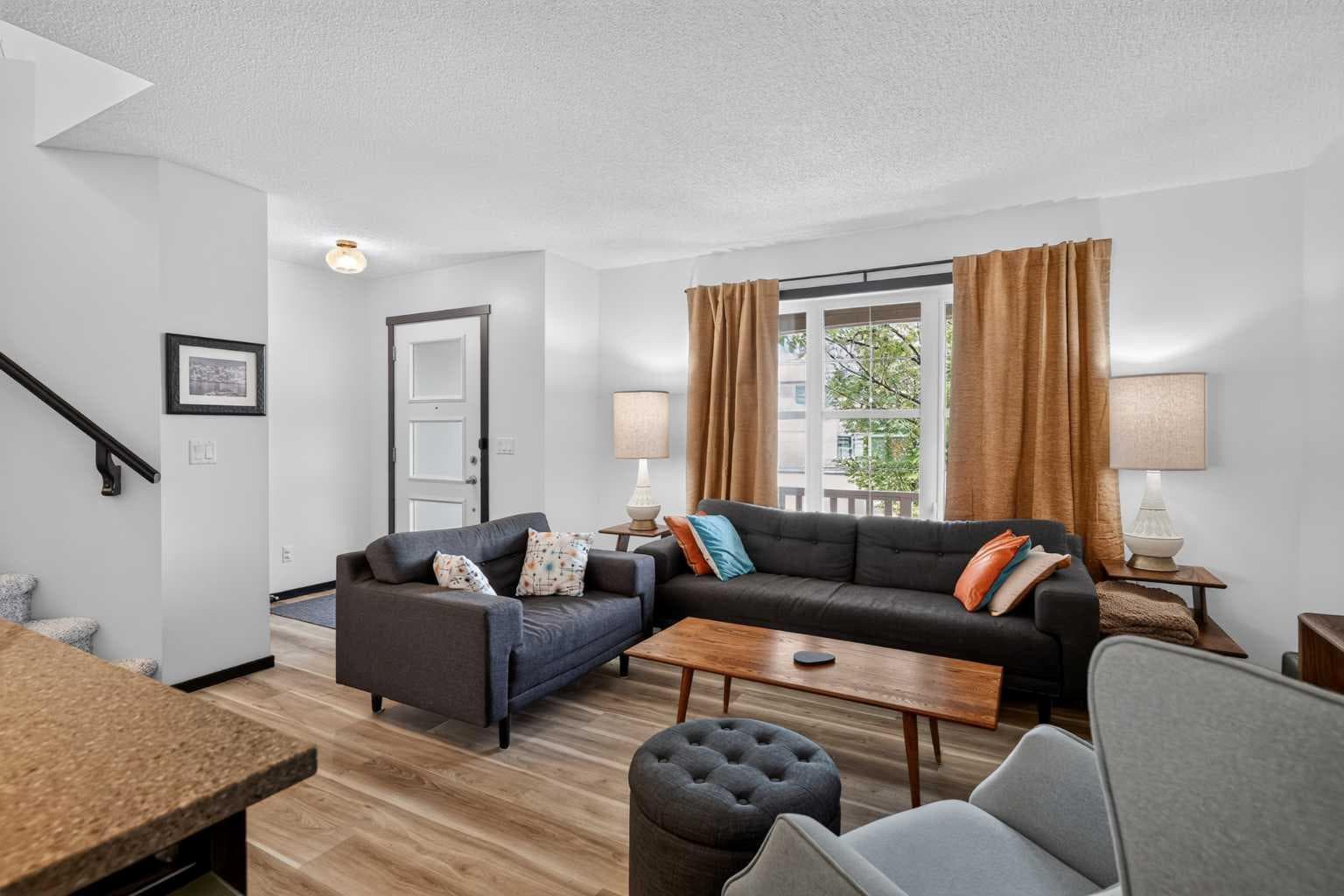 19 Marine Drive SE — photo 4
