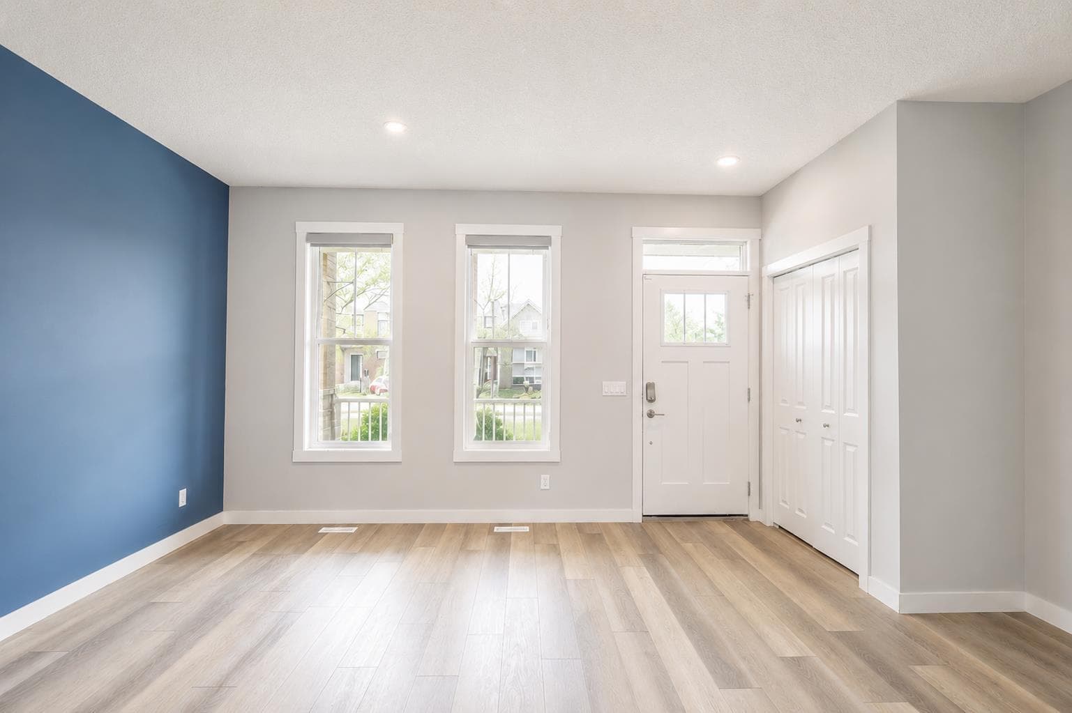 20588 Main Street SE — photo 4