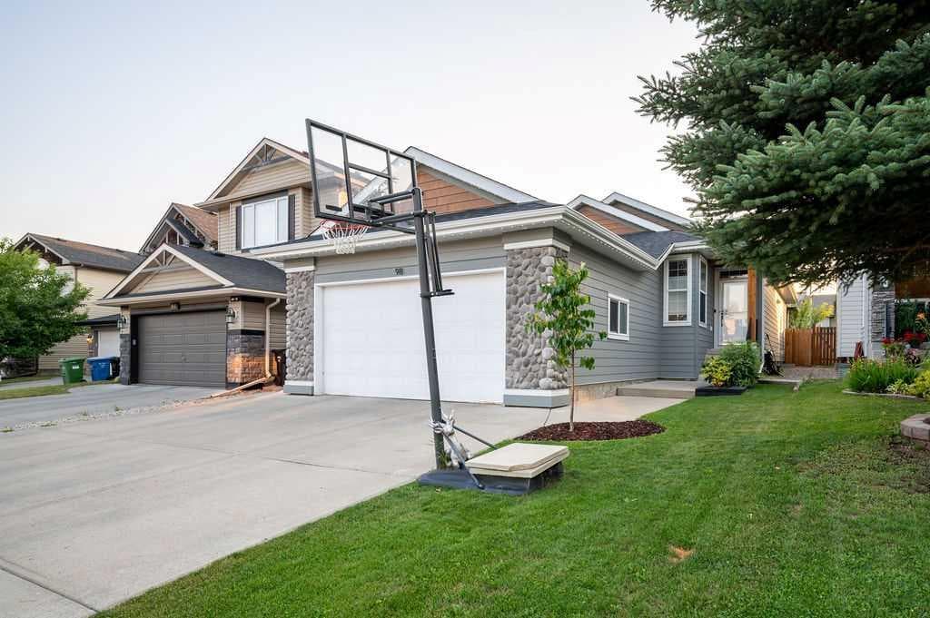 98 Chapala Grove SE — photo 2