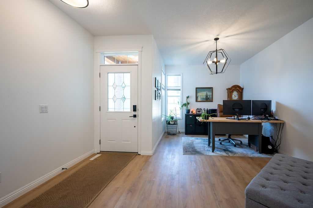 98 Chapala Grove SE — photo 5