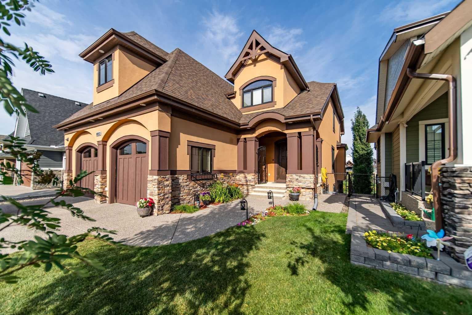 1109 Coopers Drive SW — photo 2