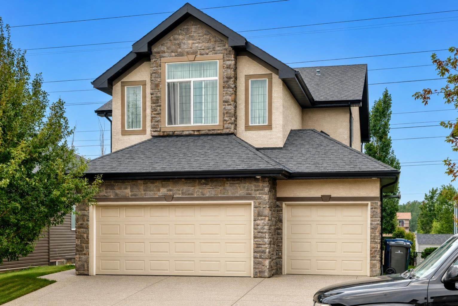 212 ASPENMERE Close — photo 2