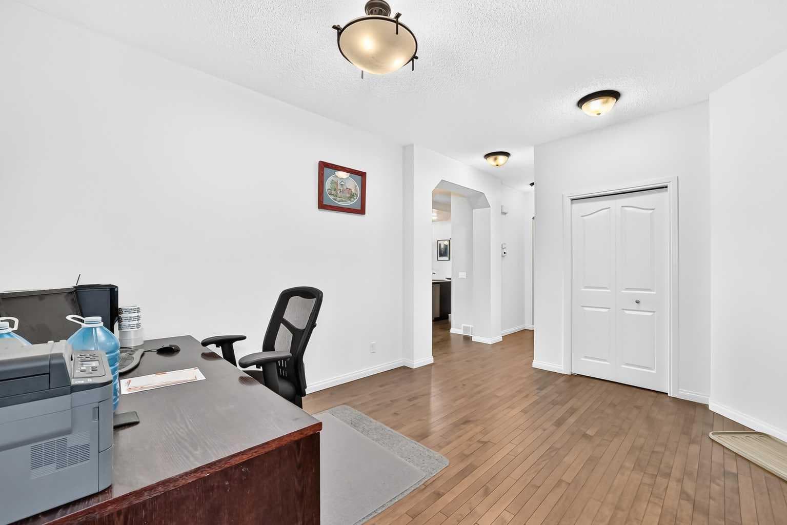 212 ASPENMERE Close — photo 5