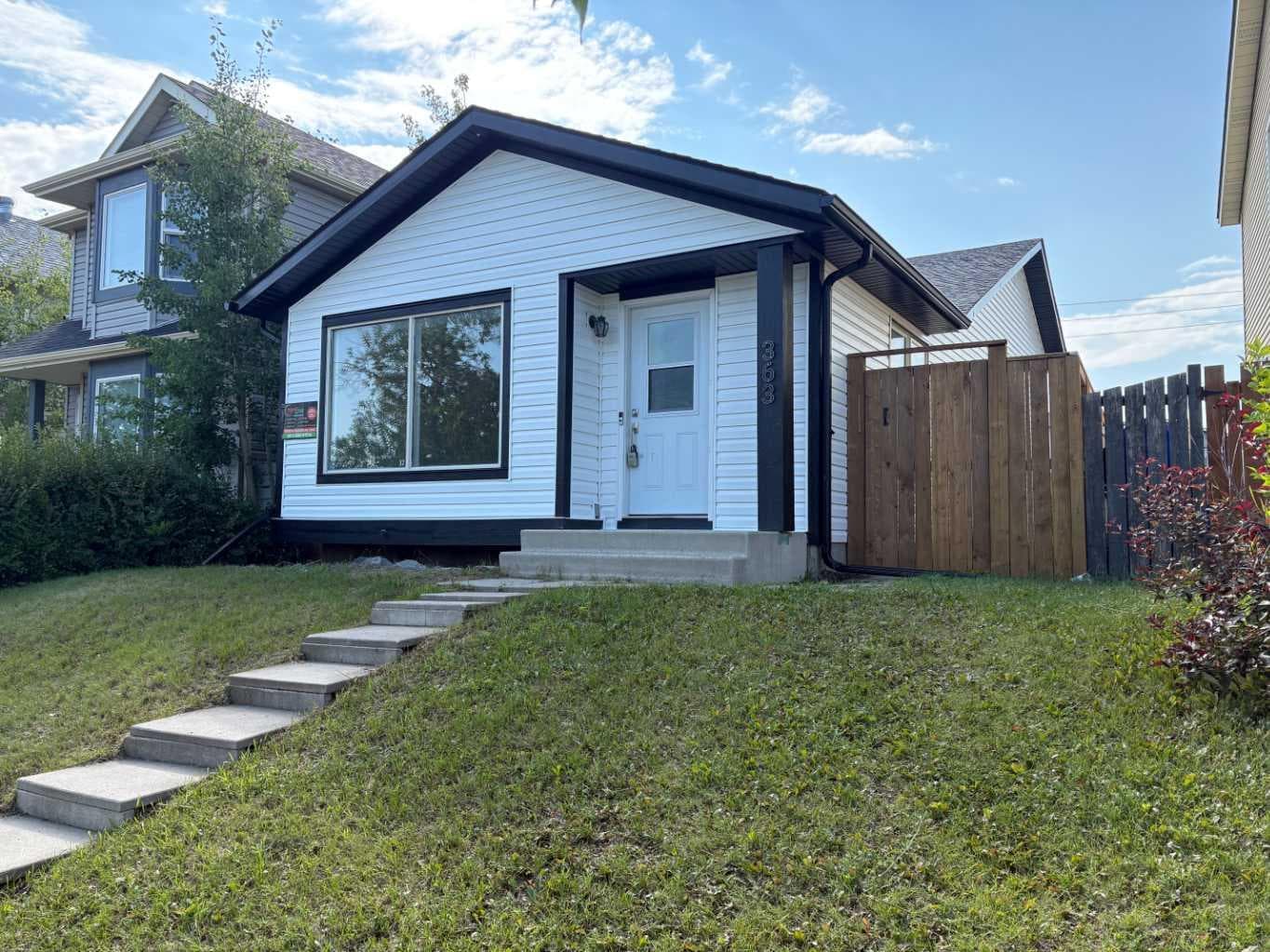 363 Falton Drive NE — photo 1
