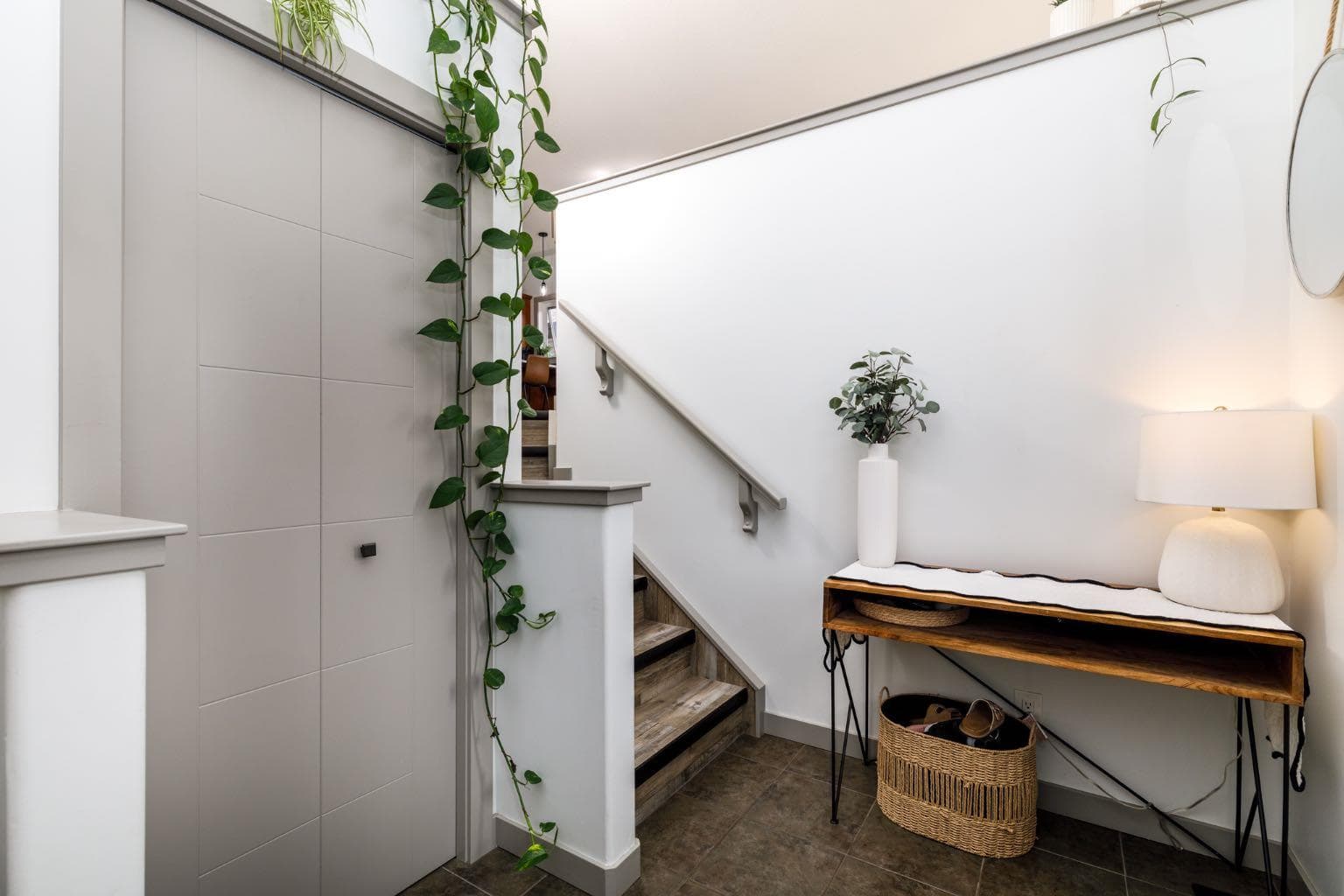 42 Hawthorne Way — photo 4