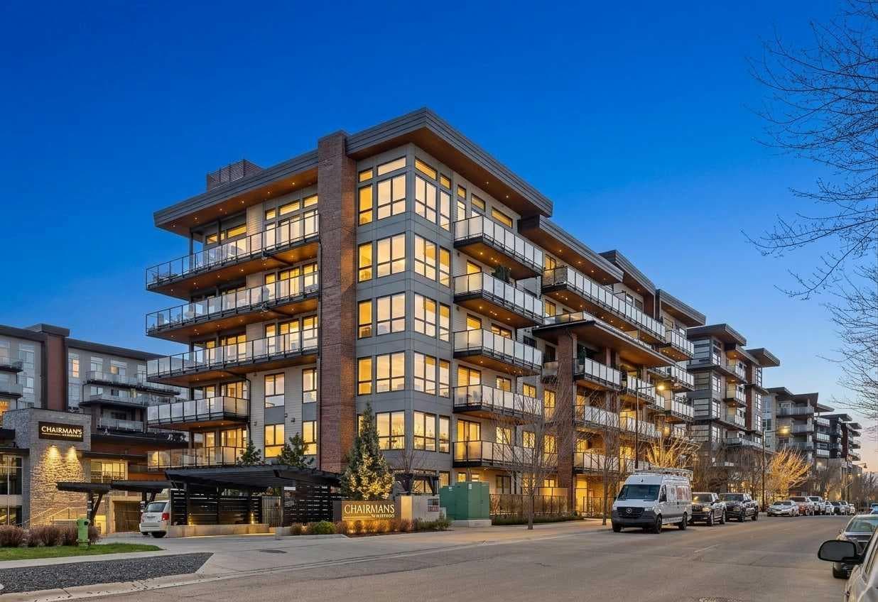 302, 2231 Mahogany Boulevard SE — photo 3